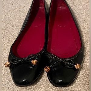 Vintage Gucci patent leather flats